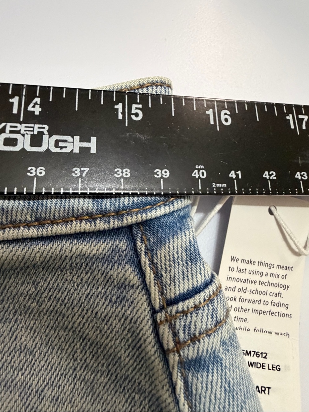 Hudson Light Wash wide  Leg Jeans - Picture 9 of 12